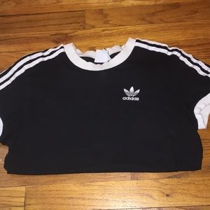 Adidas tee